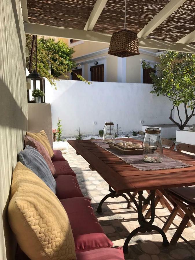 Yalitzi Villa ซีมี ภายนอก รูปภาพ